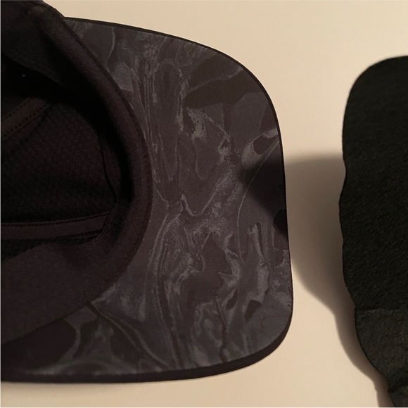 Lululemon Athletica Unisex Team Canada Olympic Black Baller Hat Soft - Picture 6 of 7